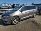 CHRYSLER PACIFICA 2017
