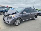TOYOTA SIENNA 2015