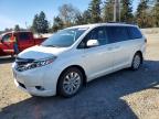 TOYOTA SIENNA 2016