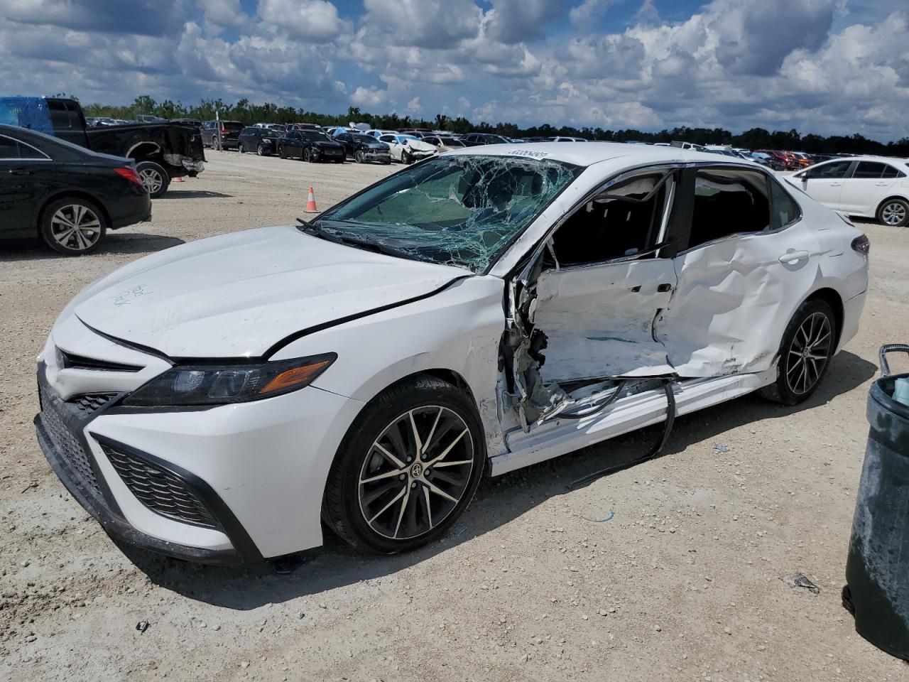 Toyota Camry 2021