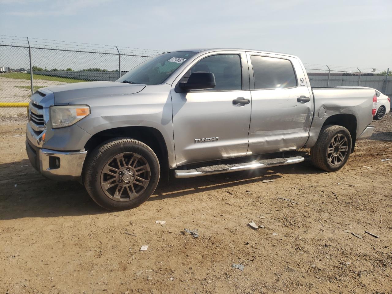 Toyota Tundra 2016