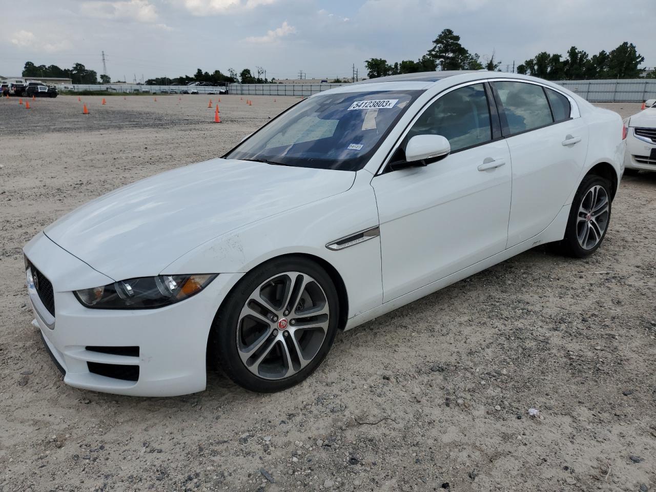 Jaguar Xe 2018