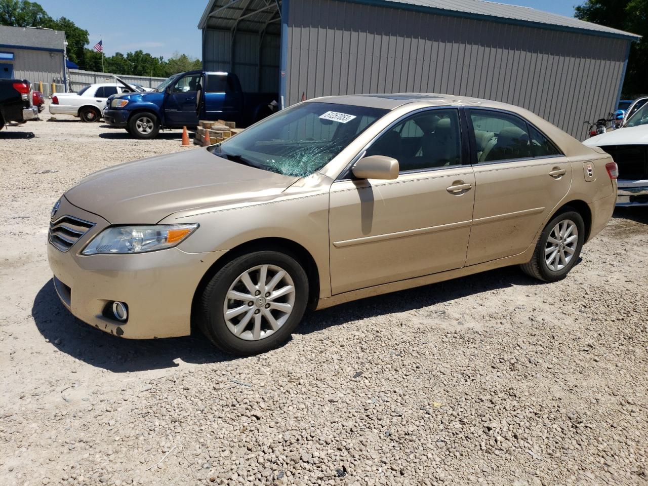 Toyota Camry 2011