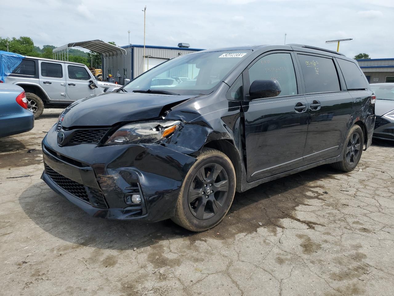 Toyota Sienna 2019