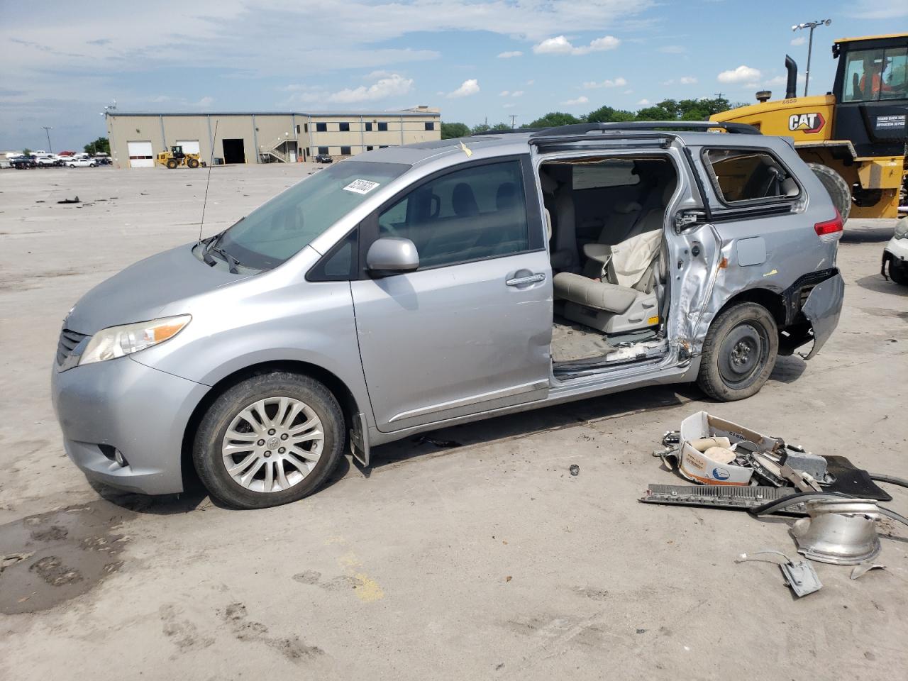 Toyota Sienna 2013