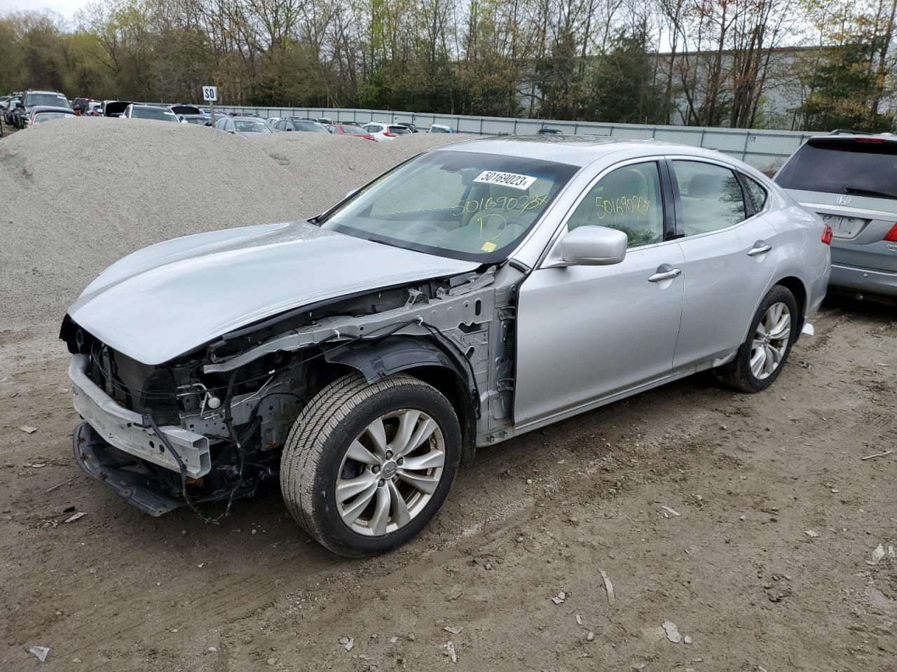 Infiniti M37 2011