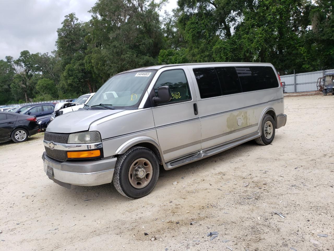 Chevrolet Express 3500 2010