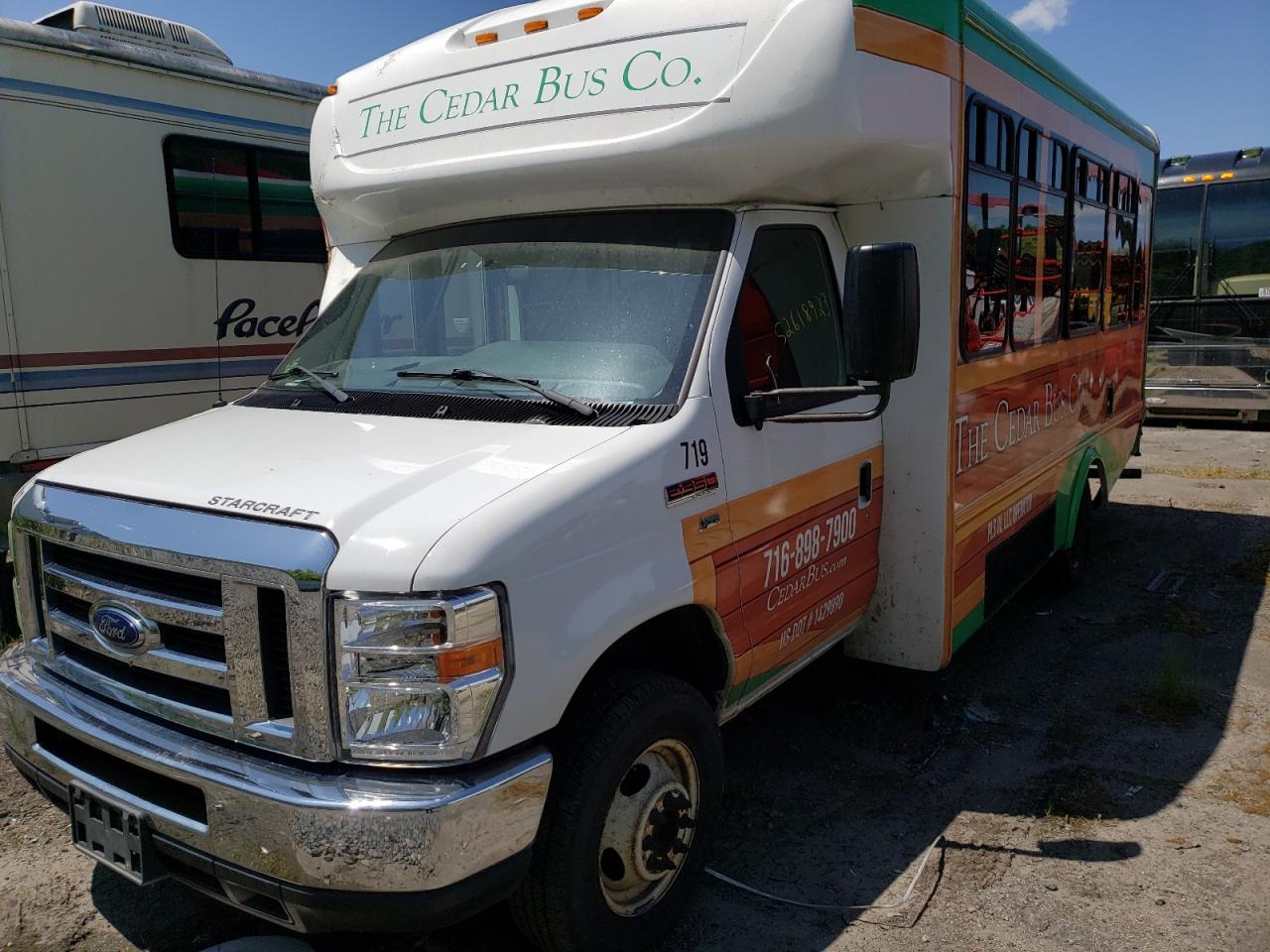 Ford Econoline van 2018