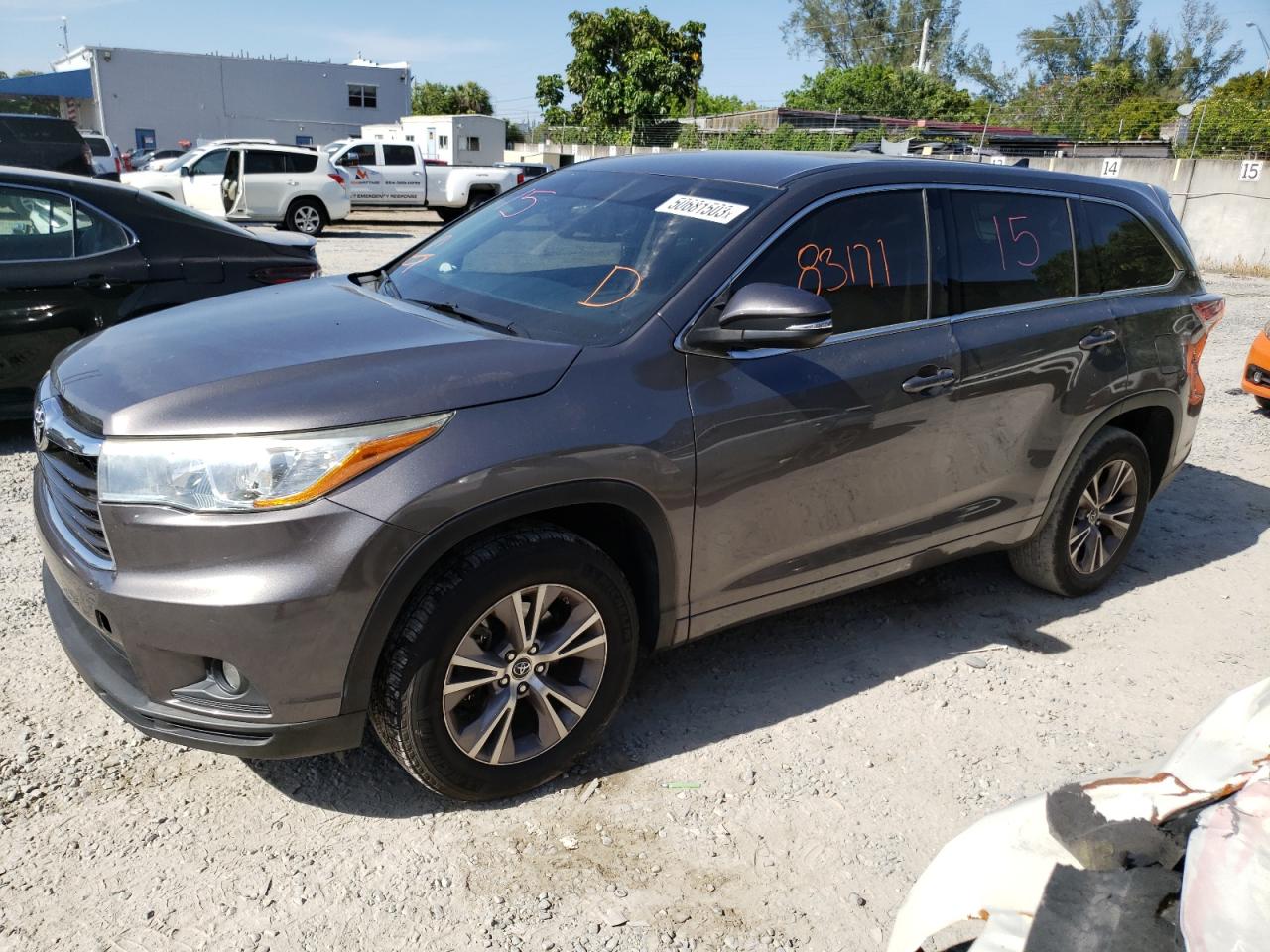 Toyota Highlander 2016