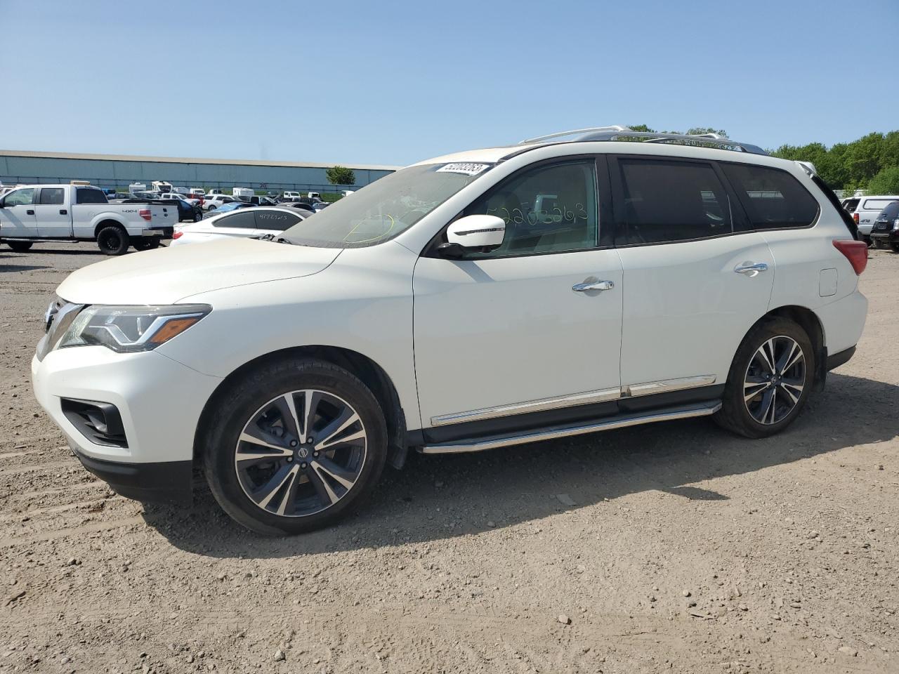 Nissan Pathfinder 2017