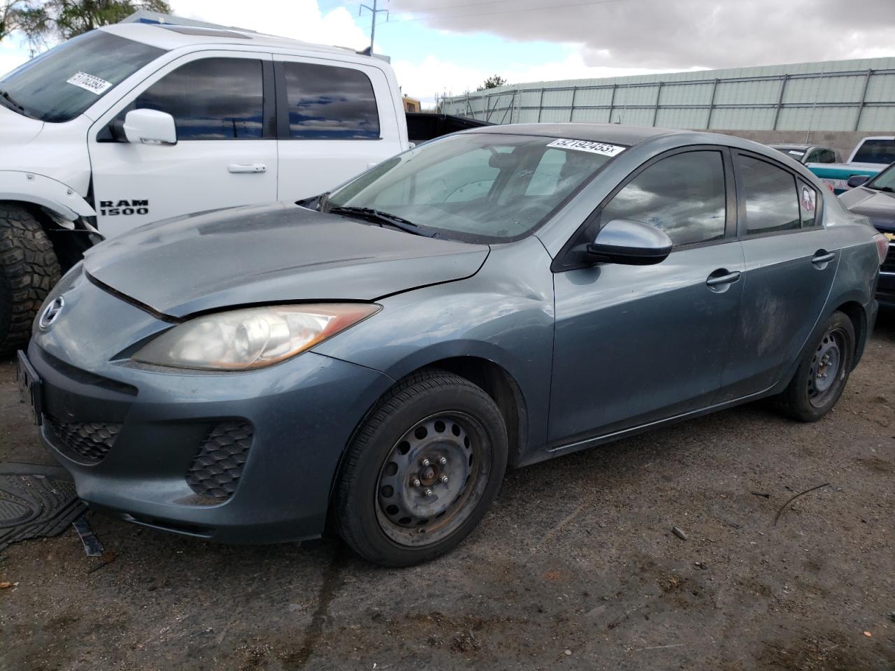 Mazda 3 2012