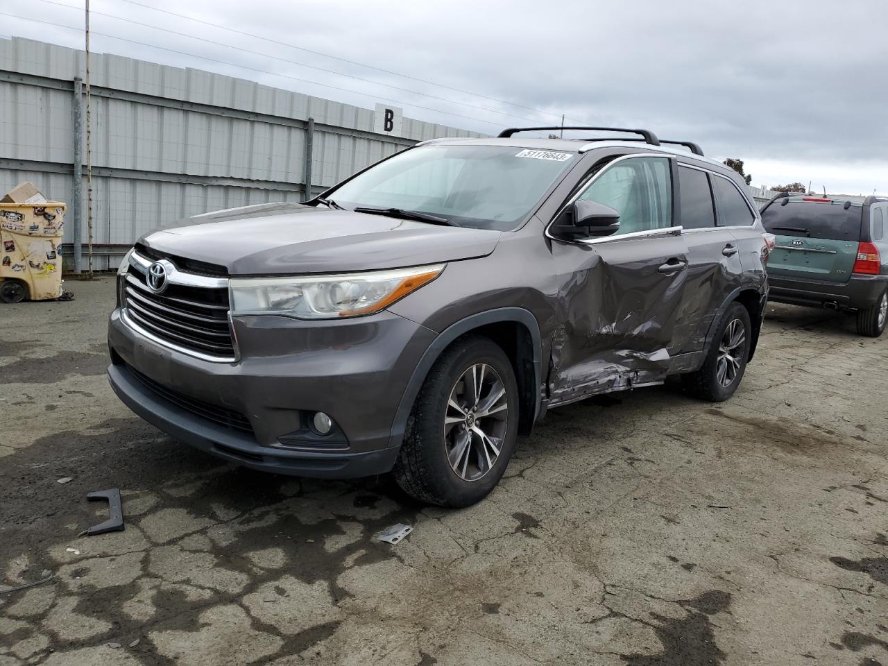 Toyota Highlander 2016