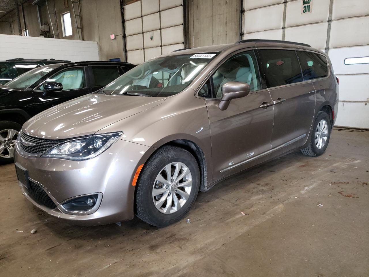 Chrysler Pacifica 2017