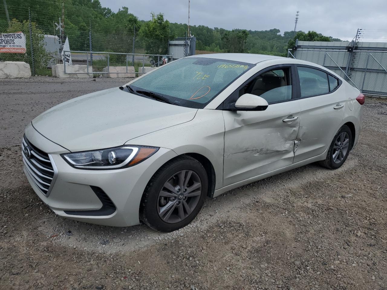 Hyundai Elantra 2017