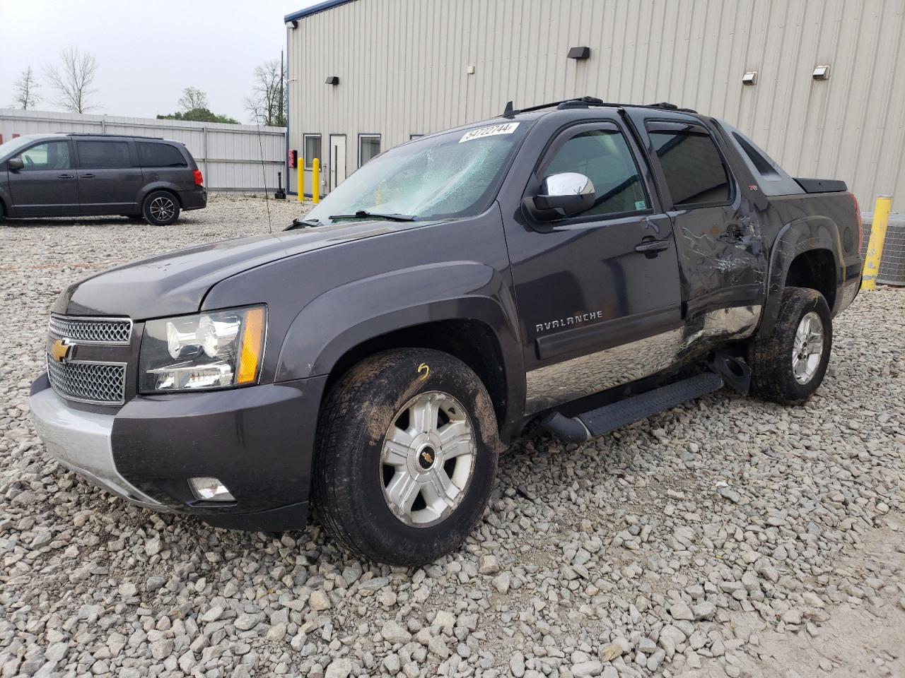 CHEVROLET AVALANCHE 2011