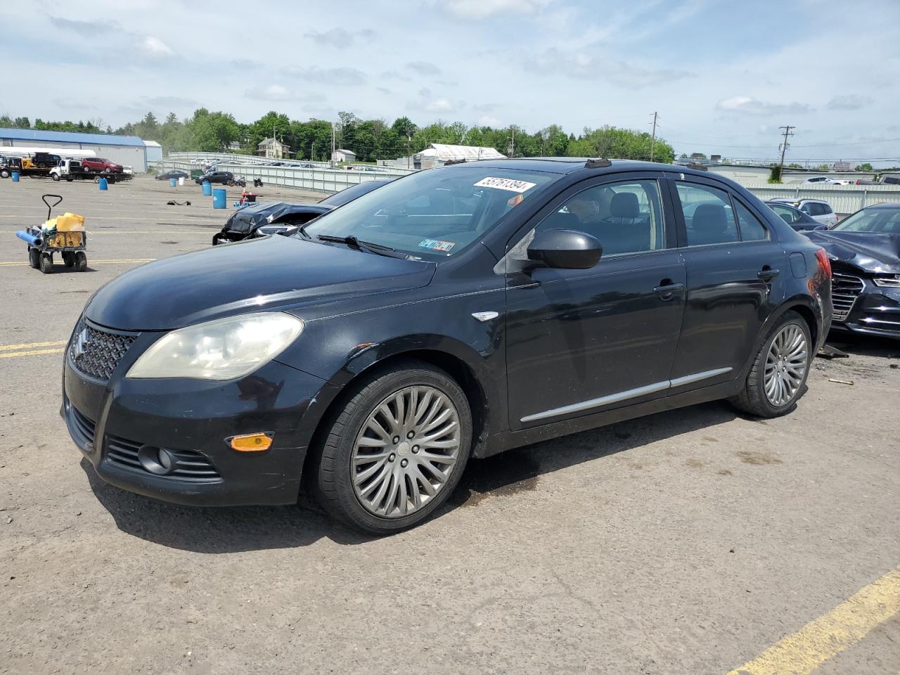 SUZUKI KIZASHI 2010