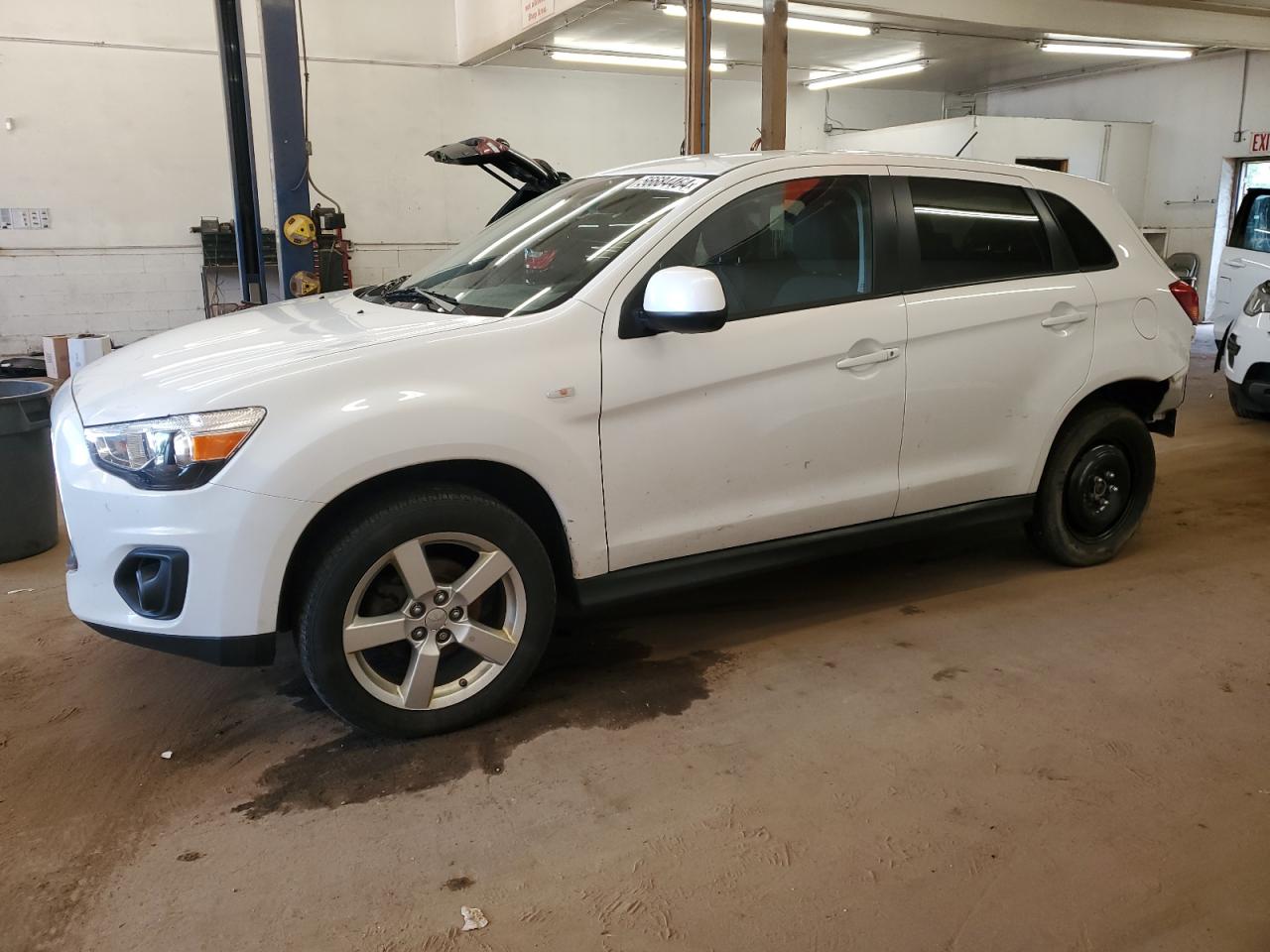 MITSUBISHI OUTLANDER 2013