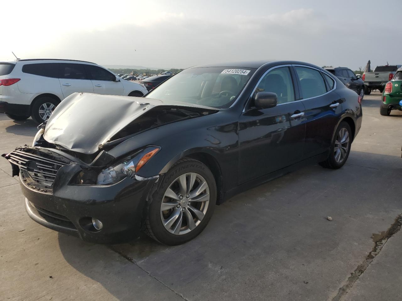 Infiniti M37 2013