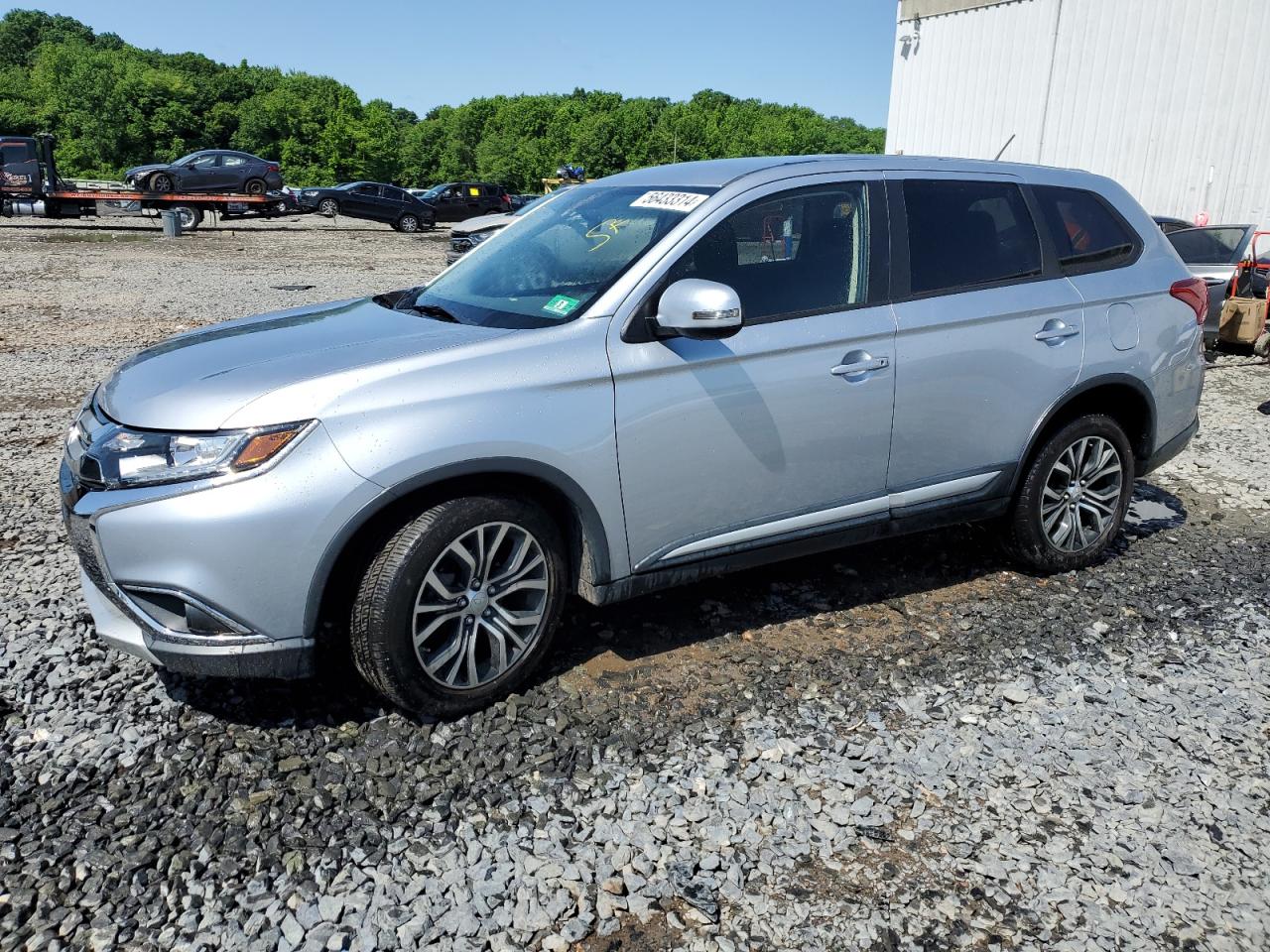 MITSUBISHI OUTLANDER 2016