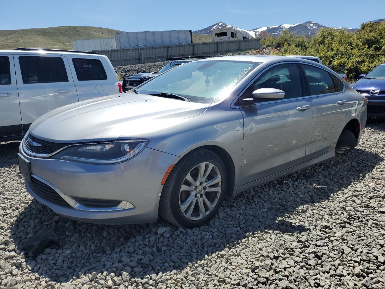 CHRYSLER 200 2015