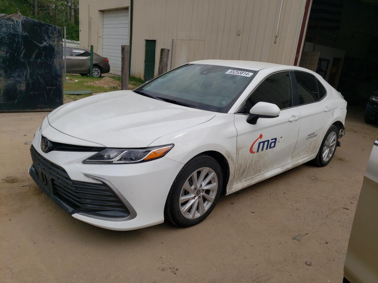 TOYOTA CAMRY LE 2022
