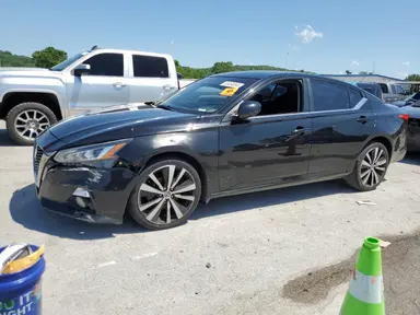 Nissan Altima 2019