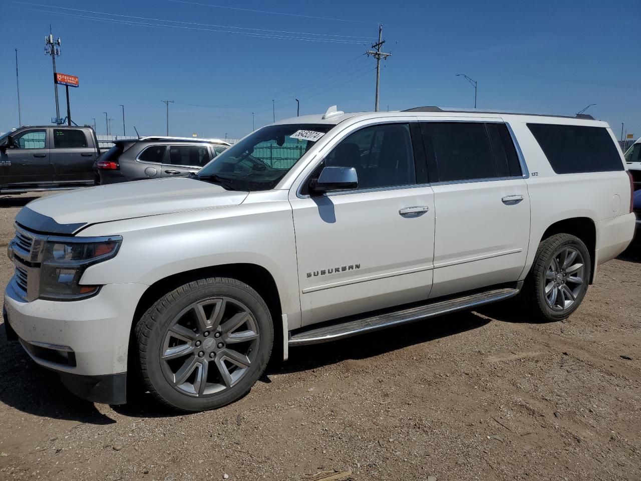 CHEVROLET SUBURBAN 2016