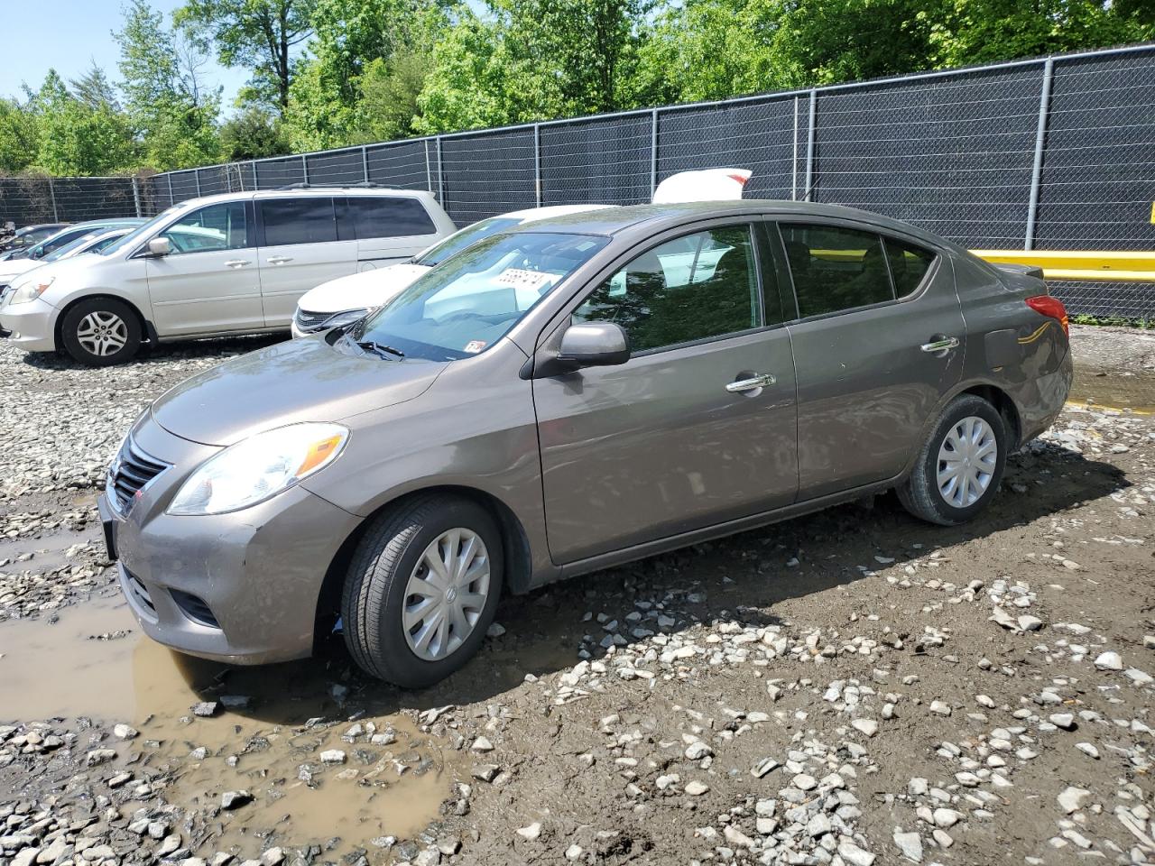 NISSAN VERSA S 2014