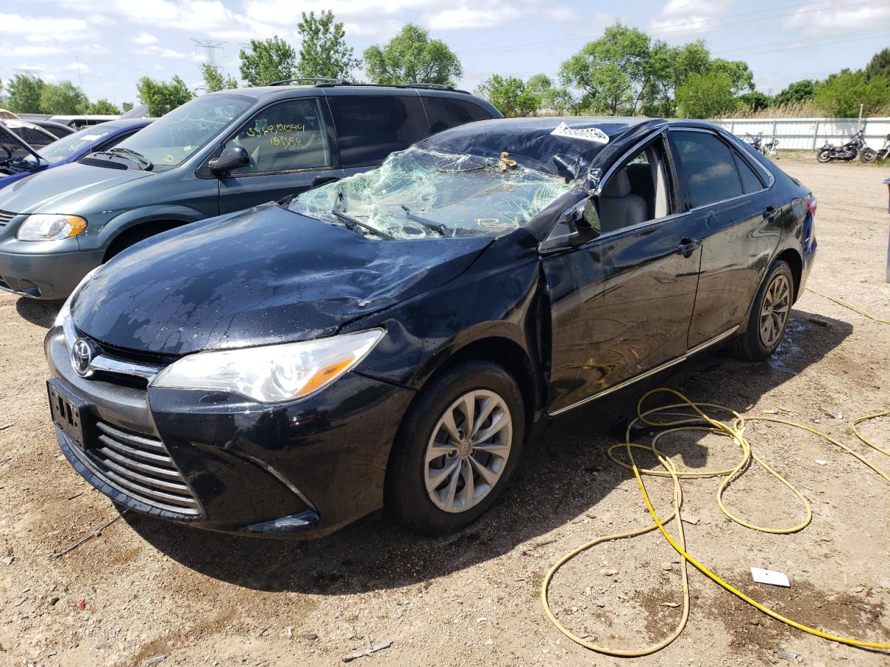 TOYOTA CAMRY 2017