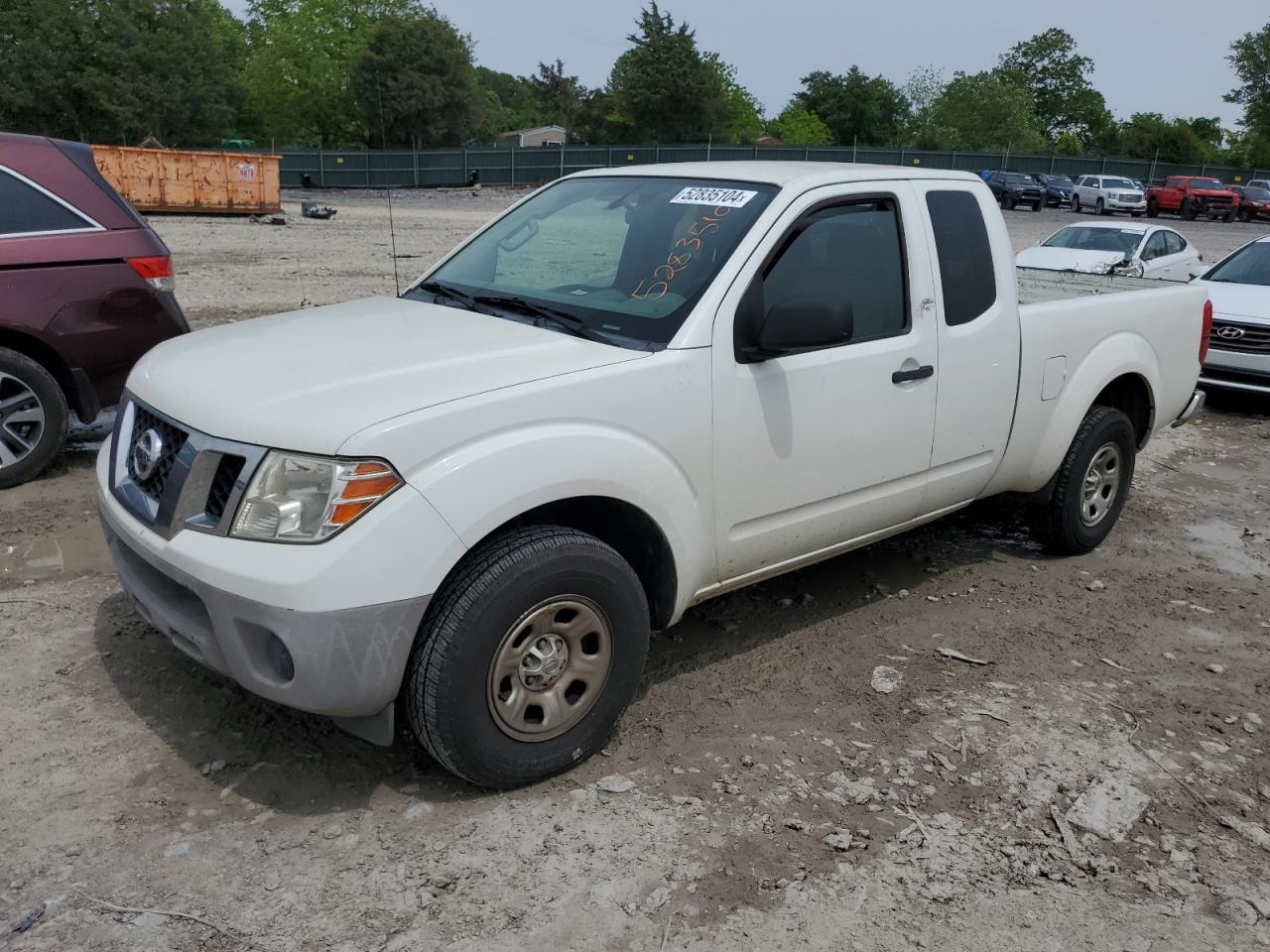 NISSAN FRONTIER 2015