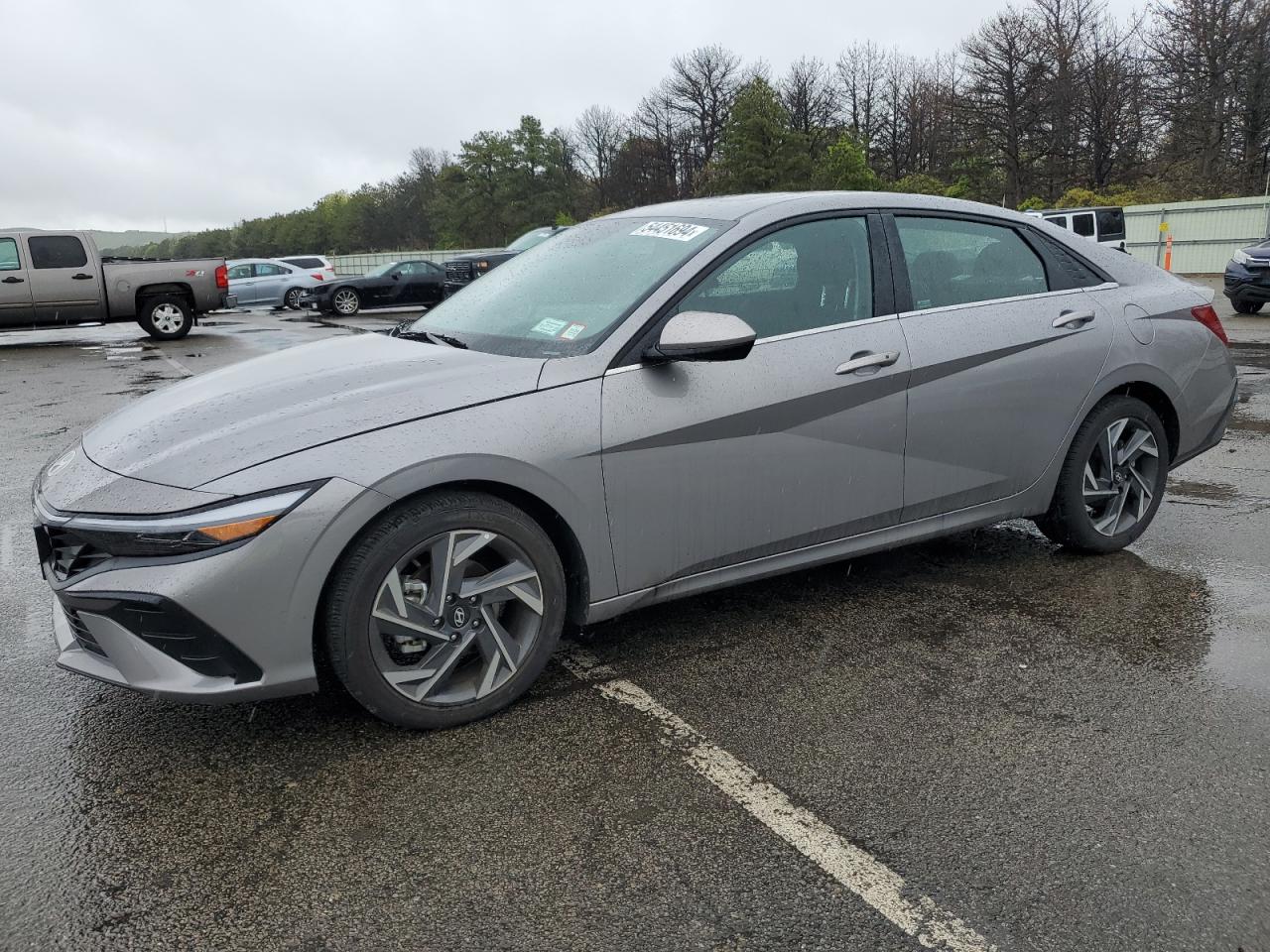 HYUNDAI ELANTRA 2024