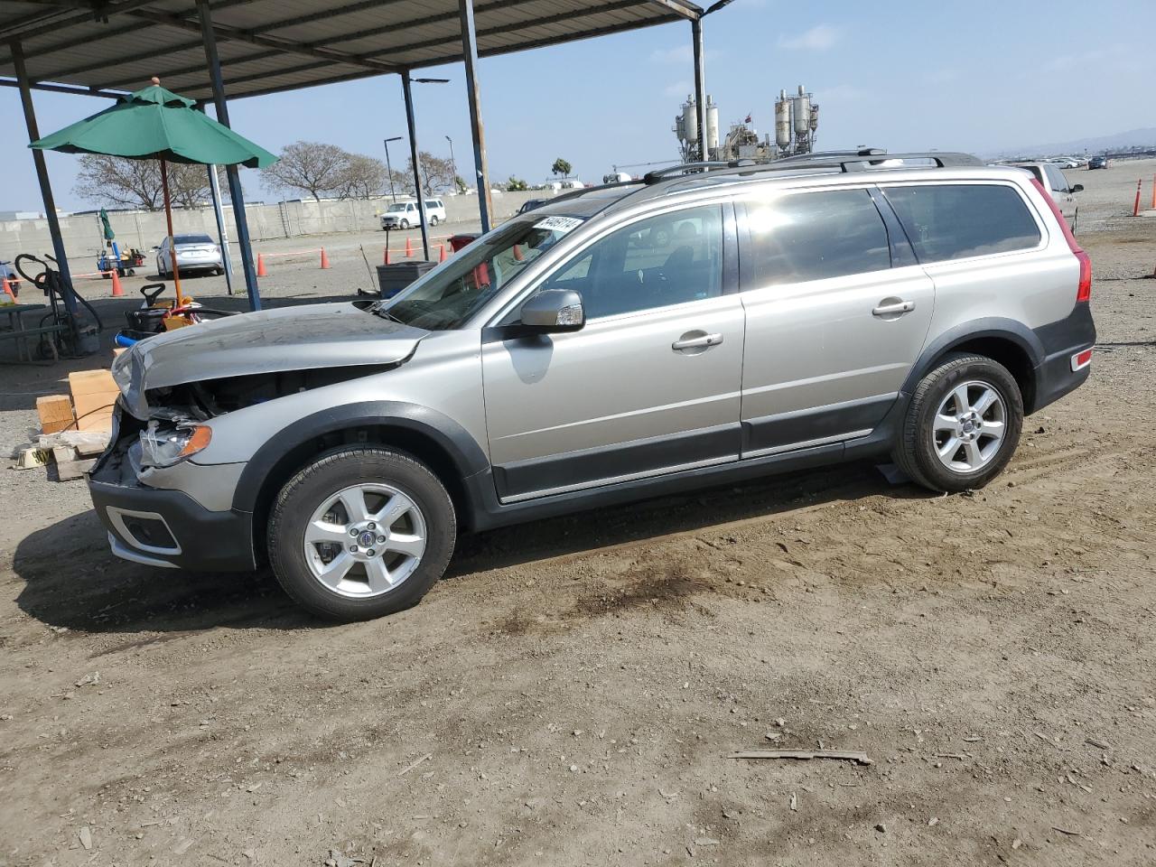 VOLVO XC70 2012