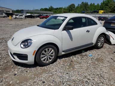 Volkswagen Beetle 2018
