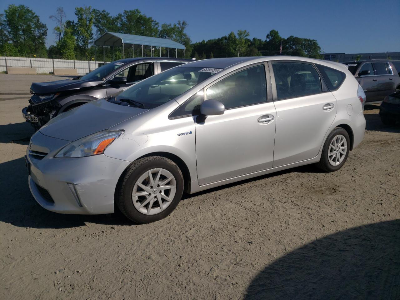 TOYOTA PRIUS V 2013