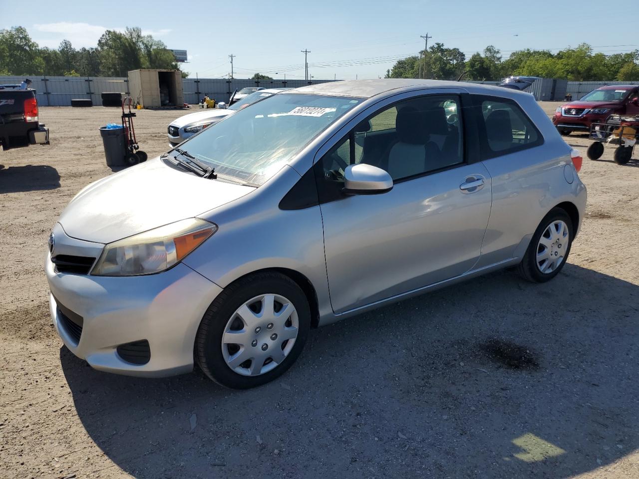 TOYOTA YARIS 2012