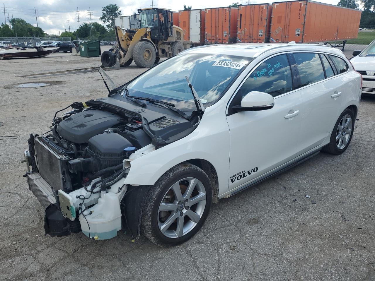 VOLVO V60 2016
