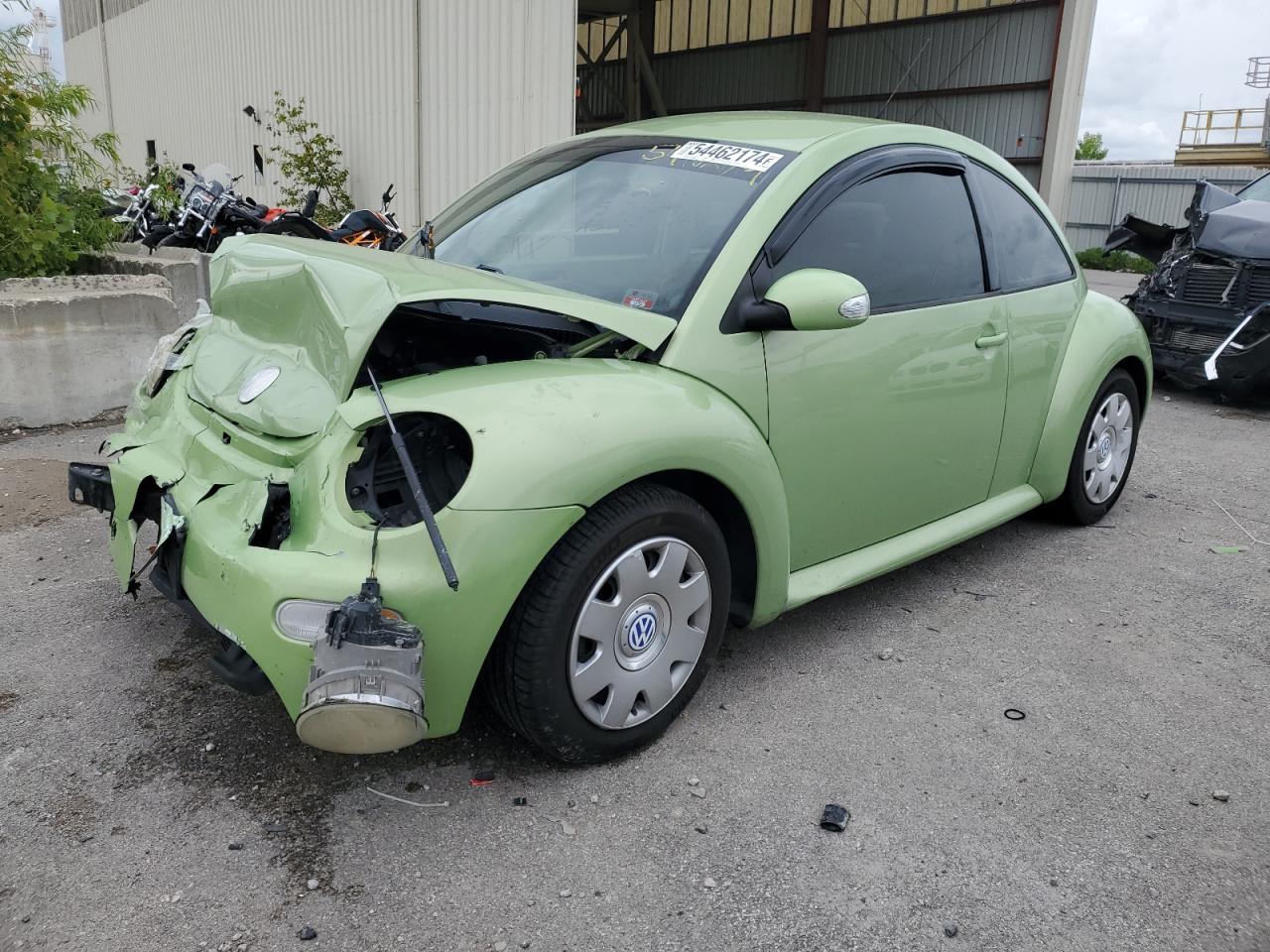 VOLKSWAGEN NEW BEETLE 2005