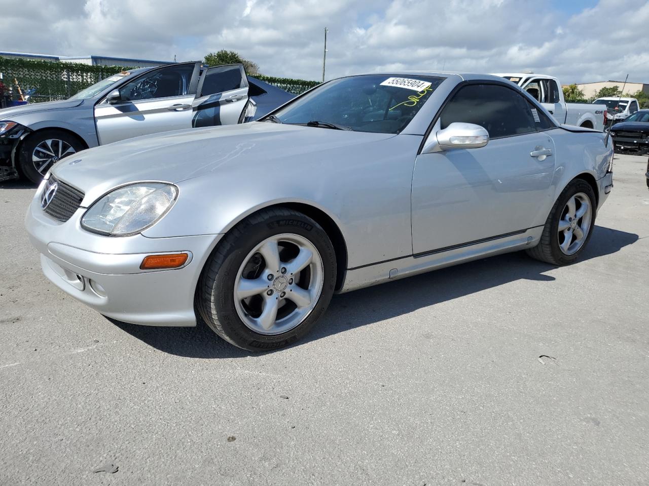 MERCEDES-BENZ SLK-CLASS 2001