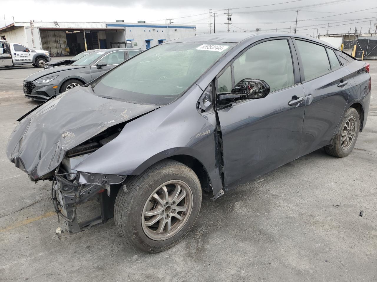 TOYOTA PRIUS 2019