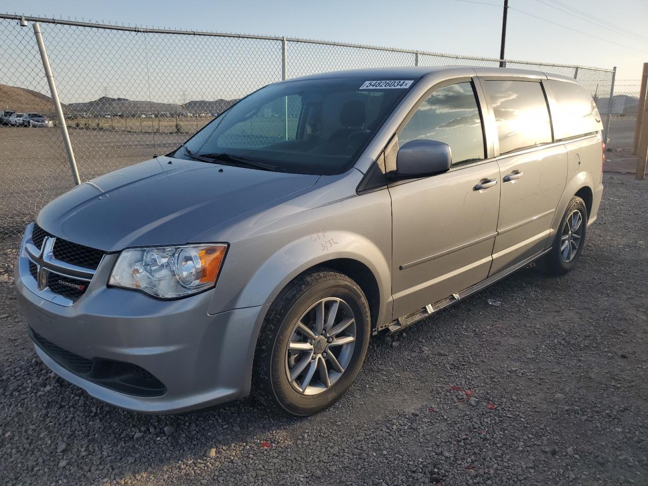 DODGE CARAVAN 2015
