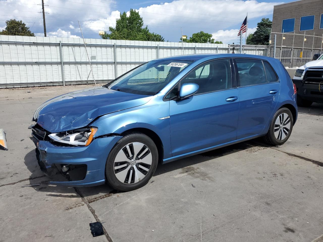 VOLKSWAGEN GOLF 2016