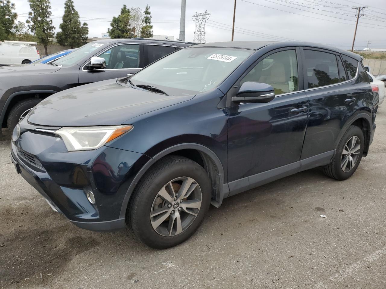 TOYOTA RAV4 2017
