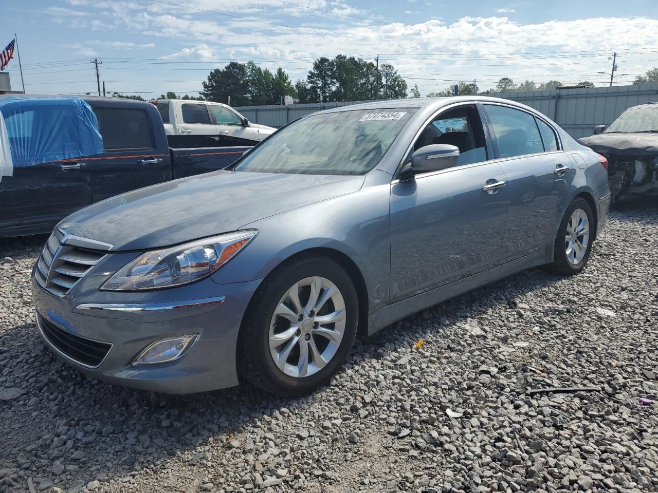 HYUNDAI GENESIS 3. 2013