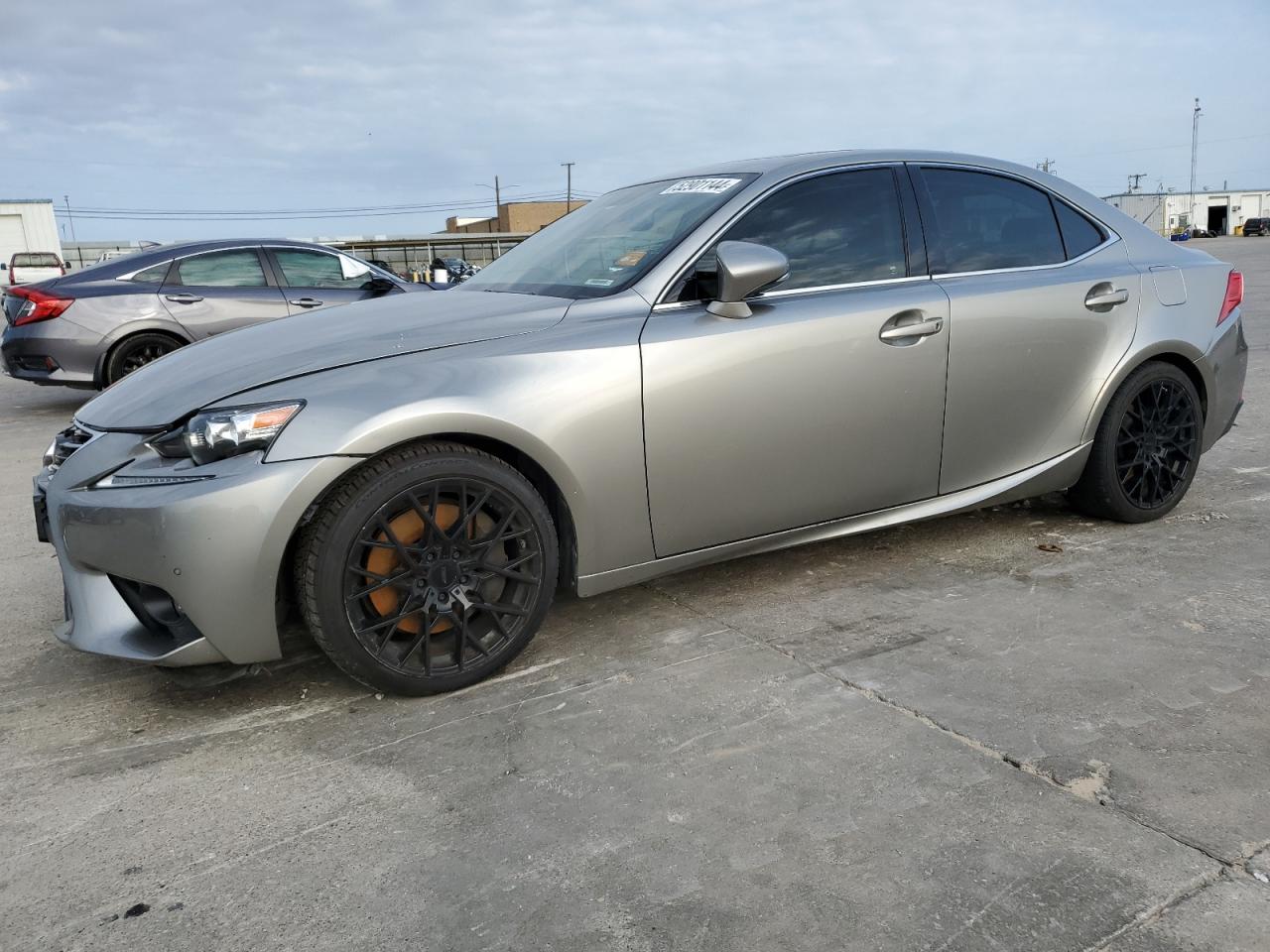 LEXUS IS 2016