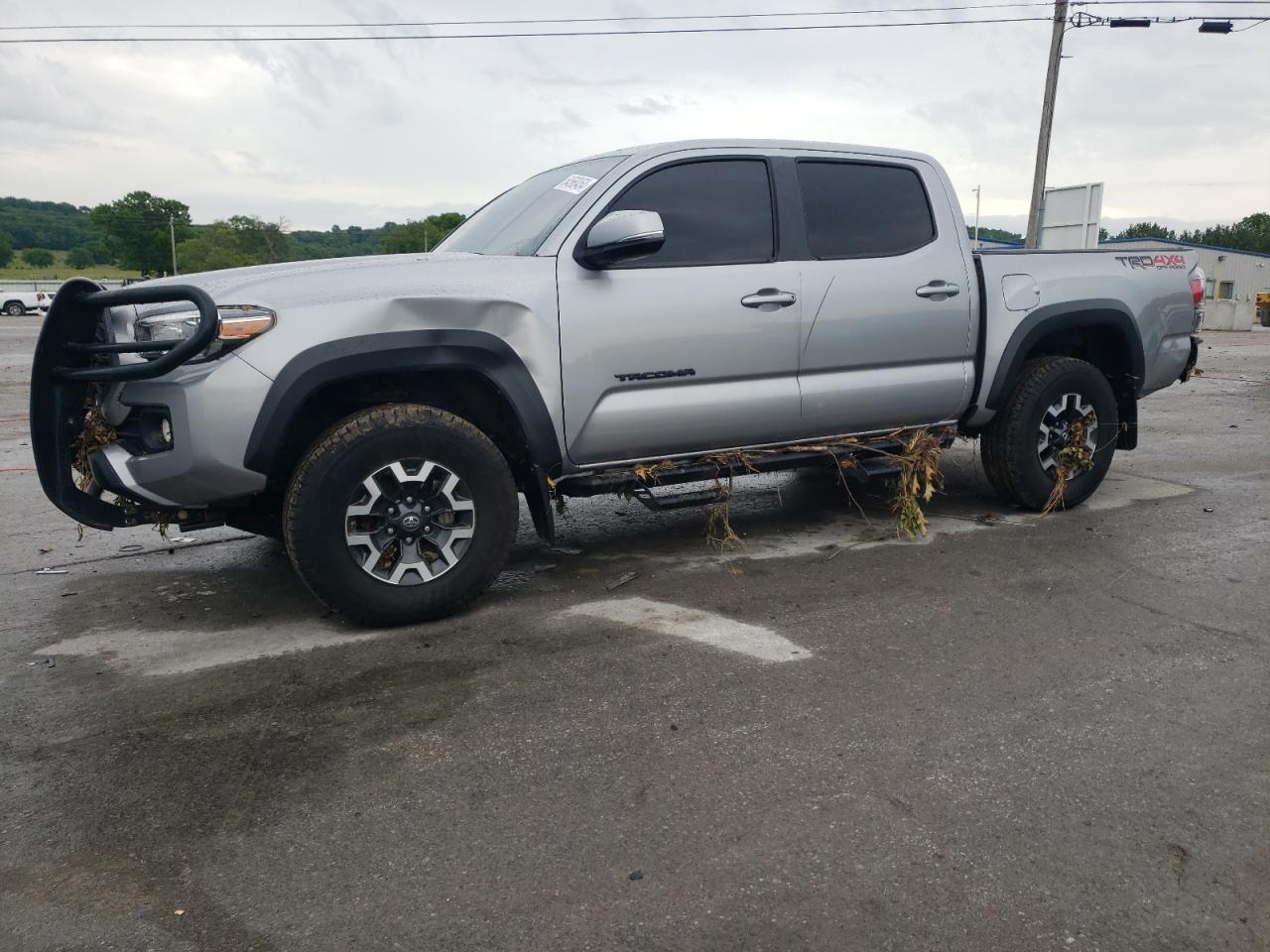 TOYOTA TACOMA DOU 2021