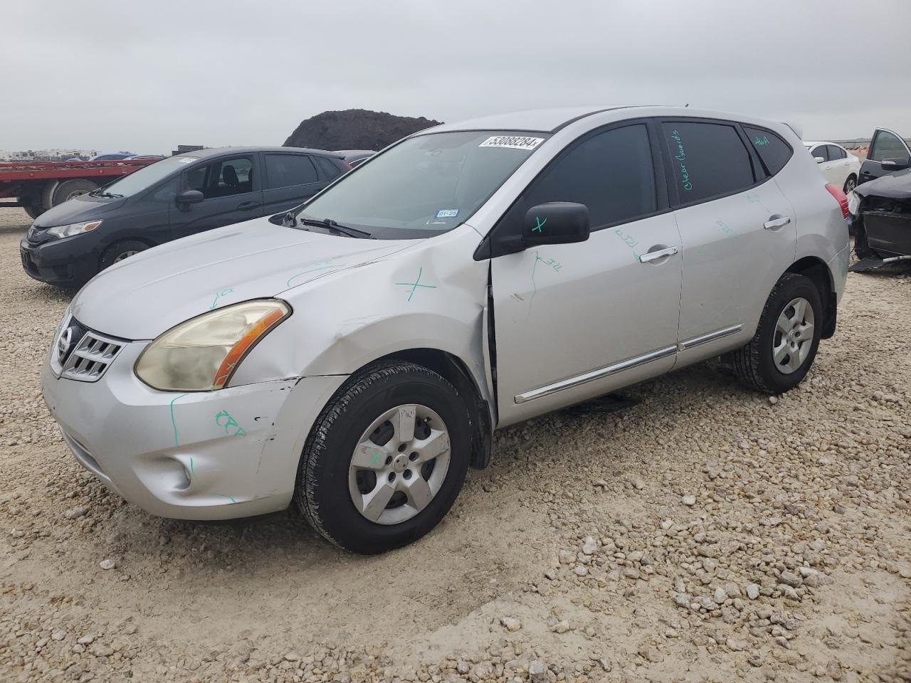 Nissan Rogue sport 2011