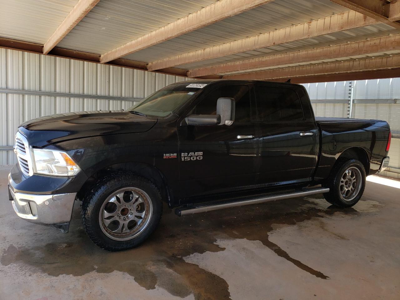 RAM 1500 SLT 2017