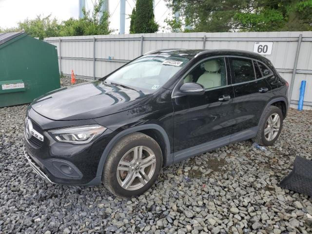 MERCEDES-BENZ GLA-CLASS 2021