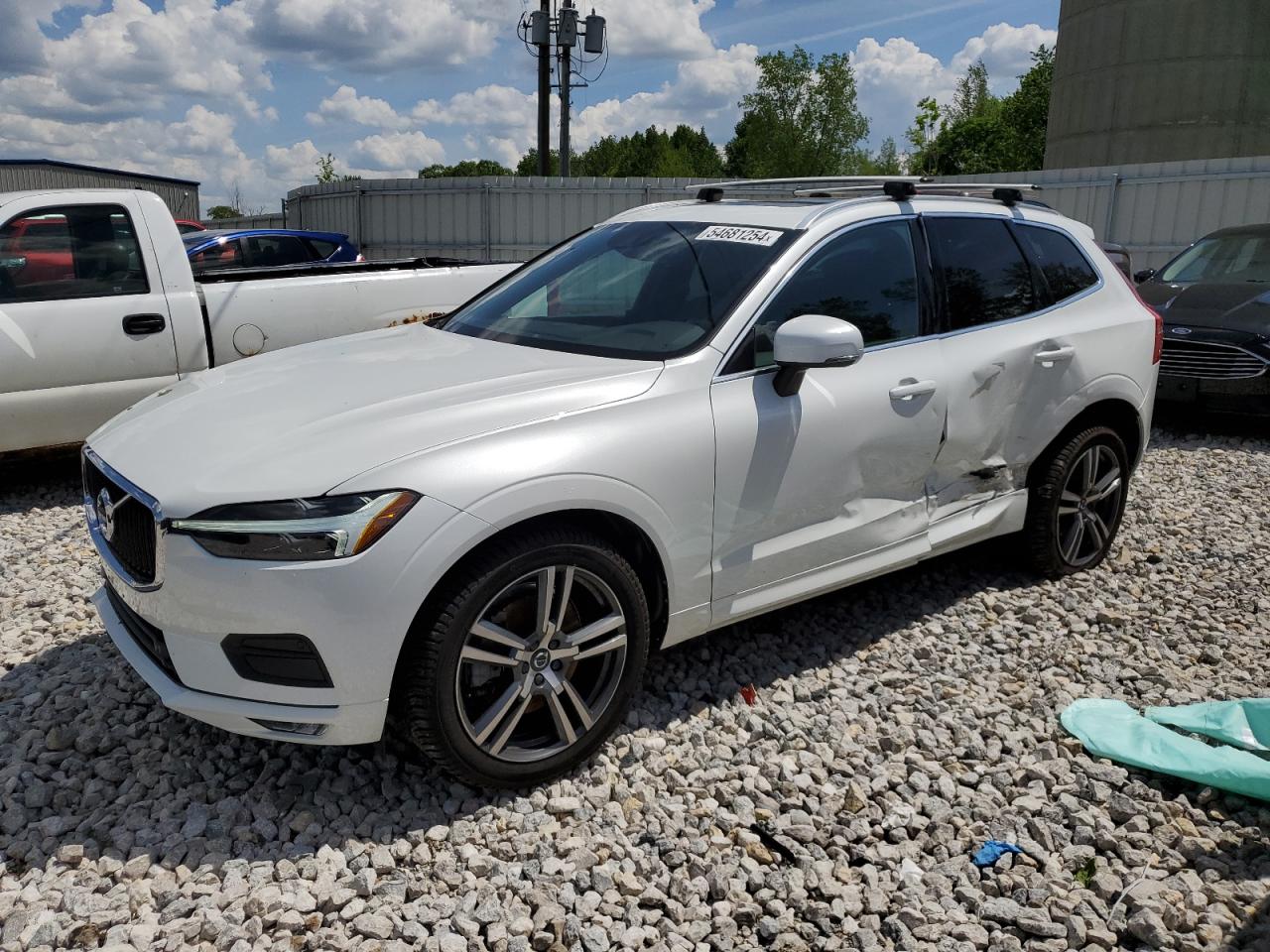 VOLVO XC60 2021