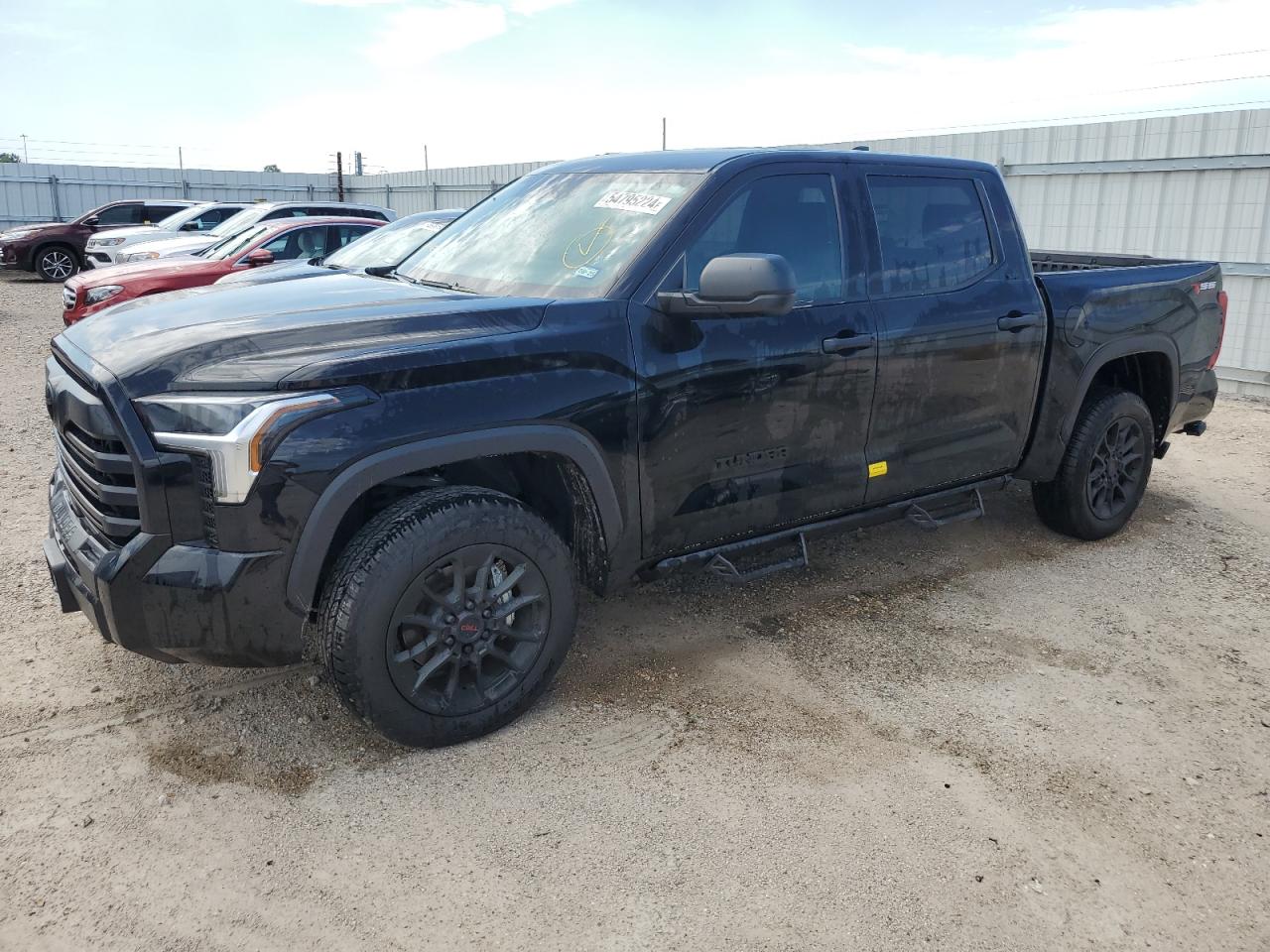 TOYOTA TUNDRA 2023